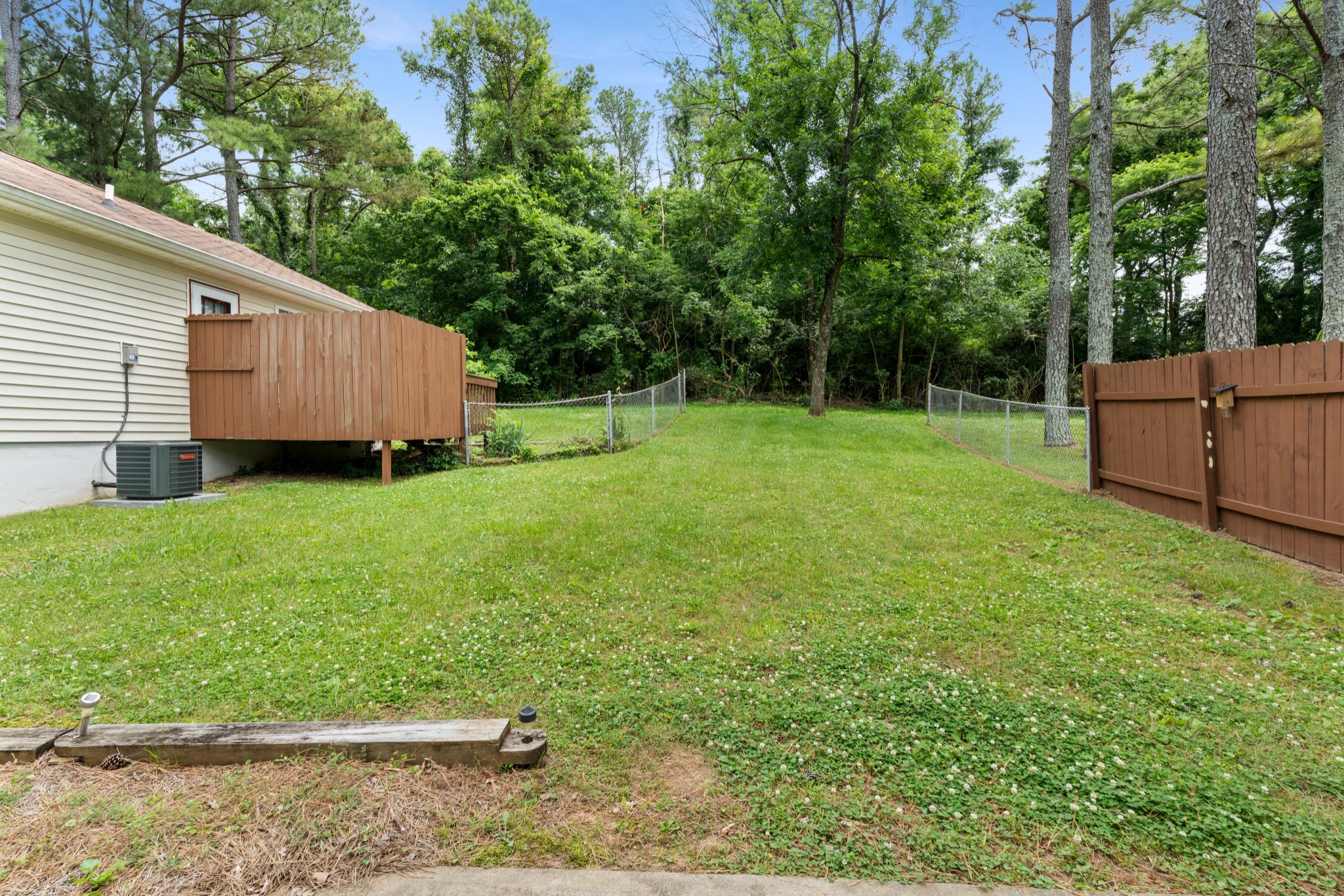 2822 Airwood Dr