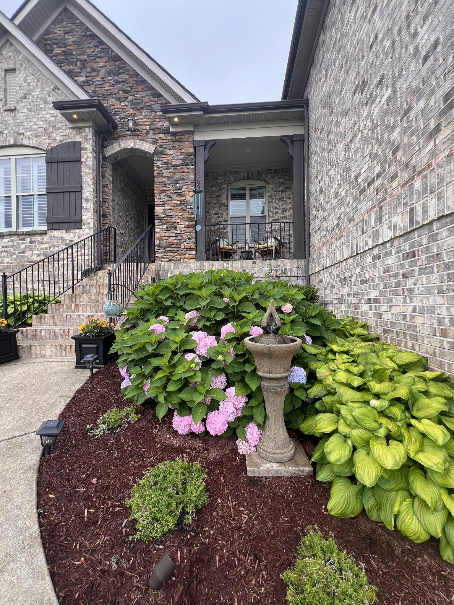 119 Ridgebend Dr
