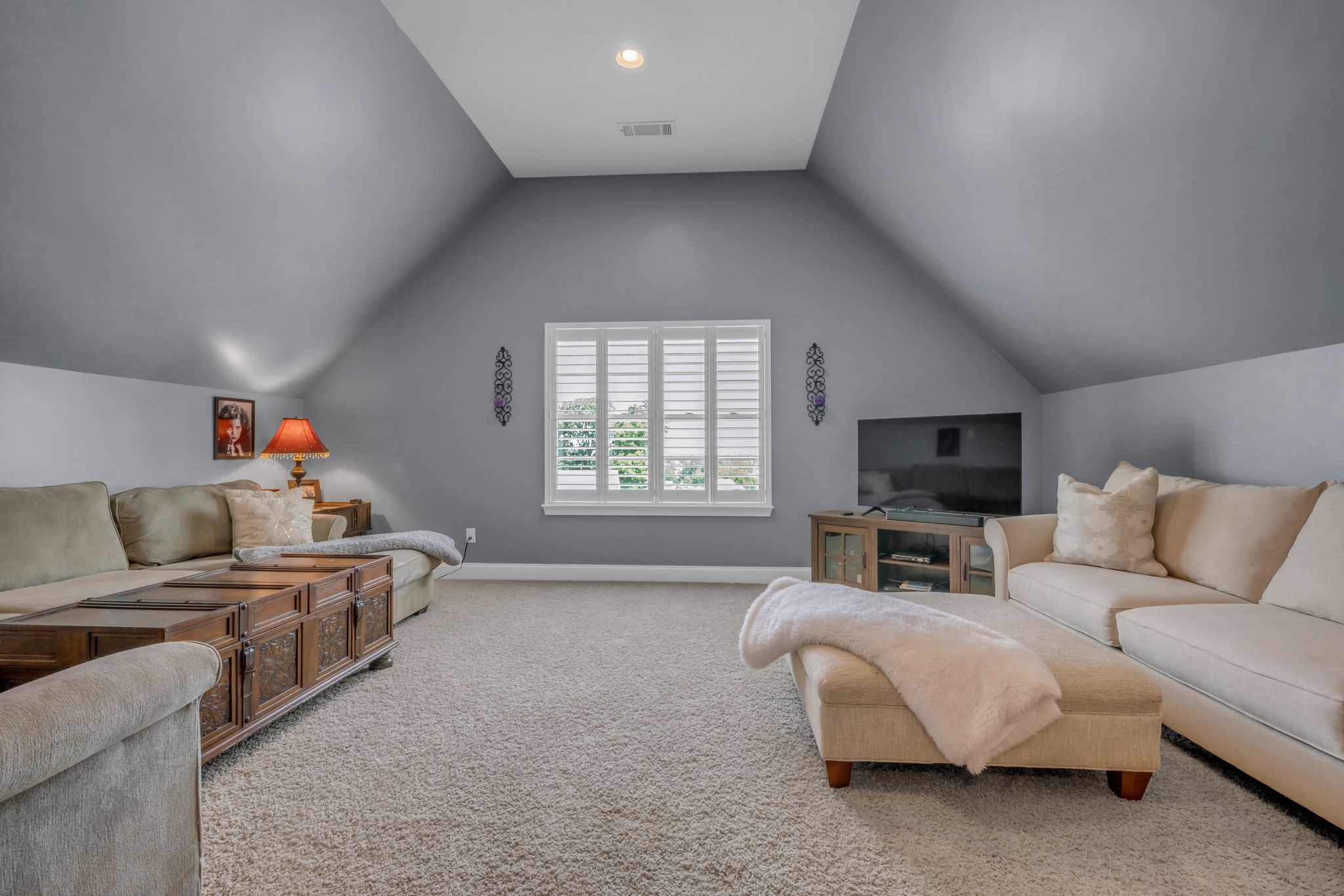 119 Ridgebend Dr