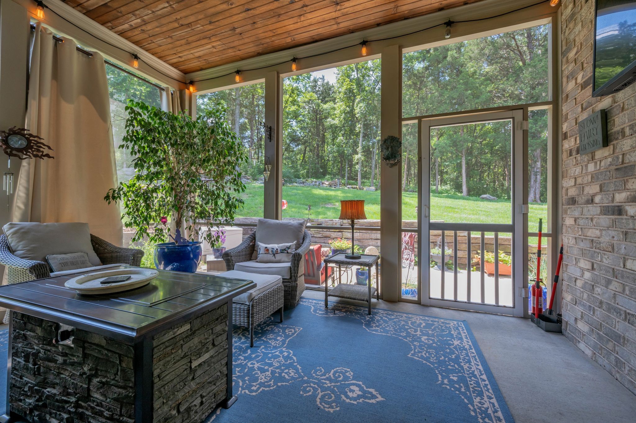 119 Ridgebend Dr