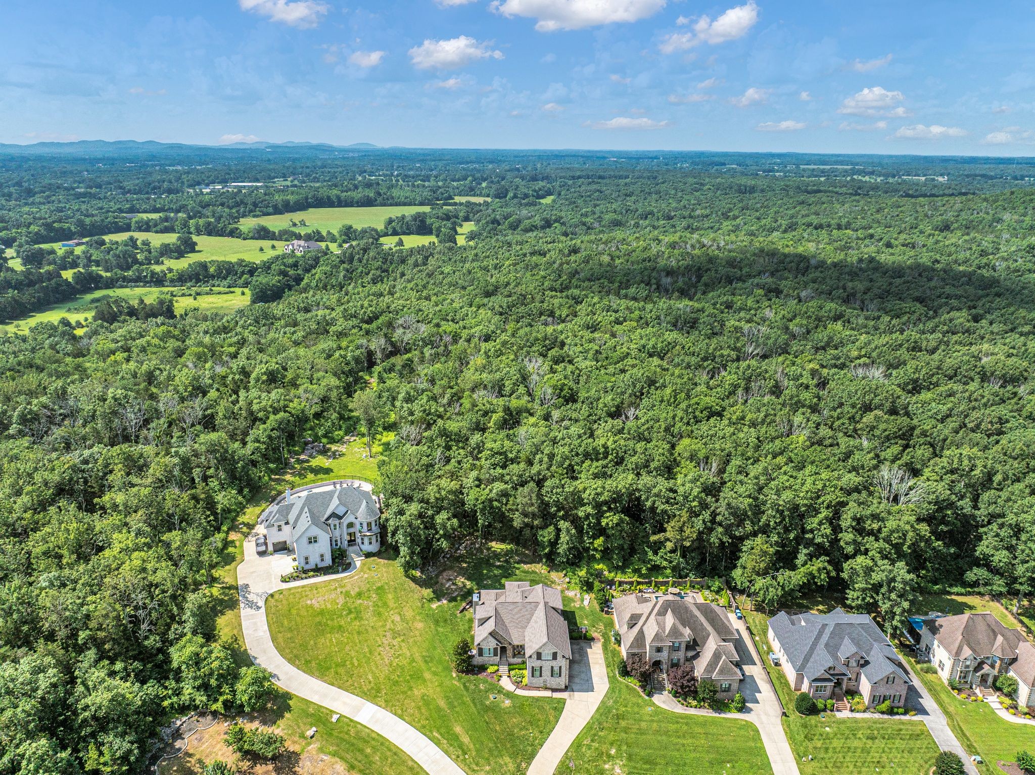 119 Ridgebend Dr