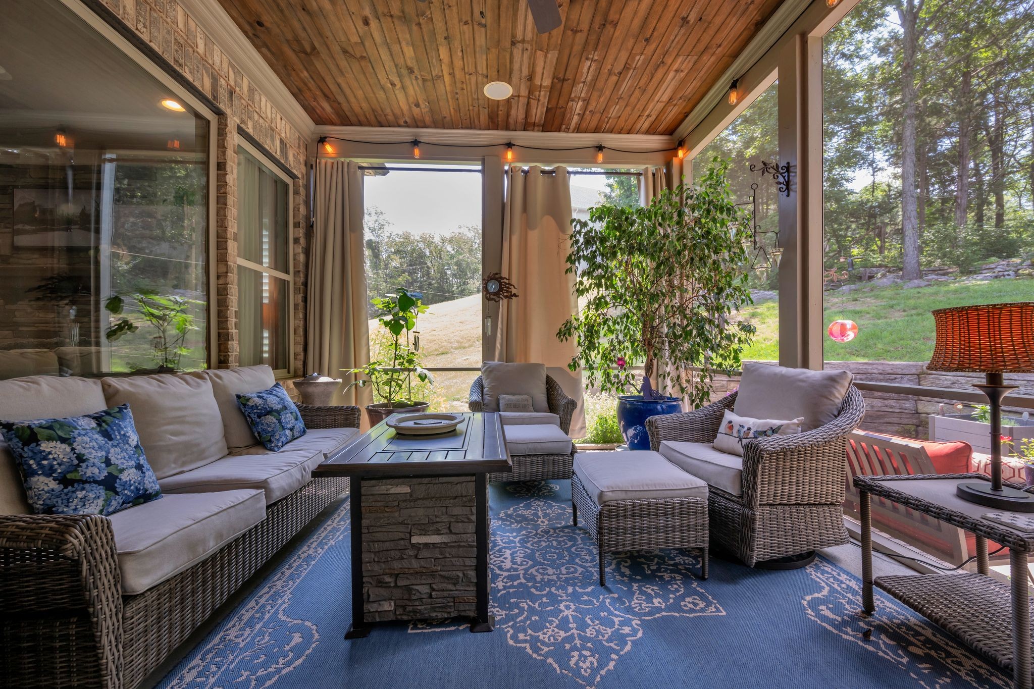 119 Ridgebend Dr