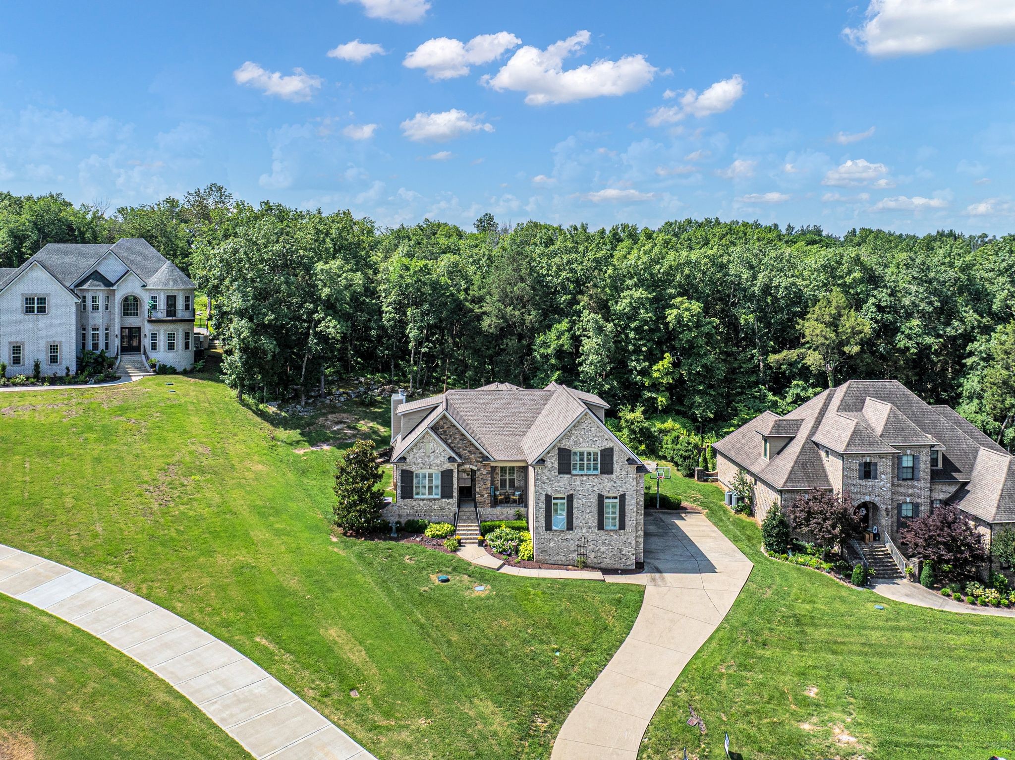 119 Ridgebend Dr