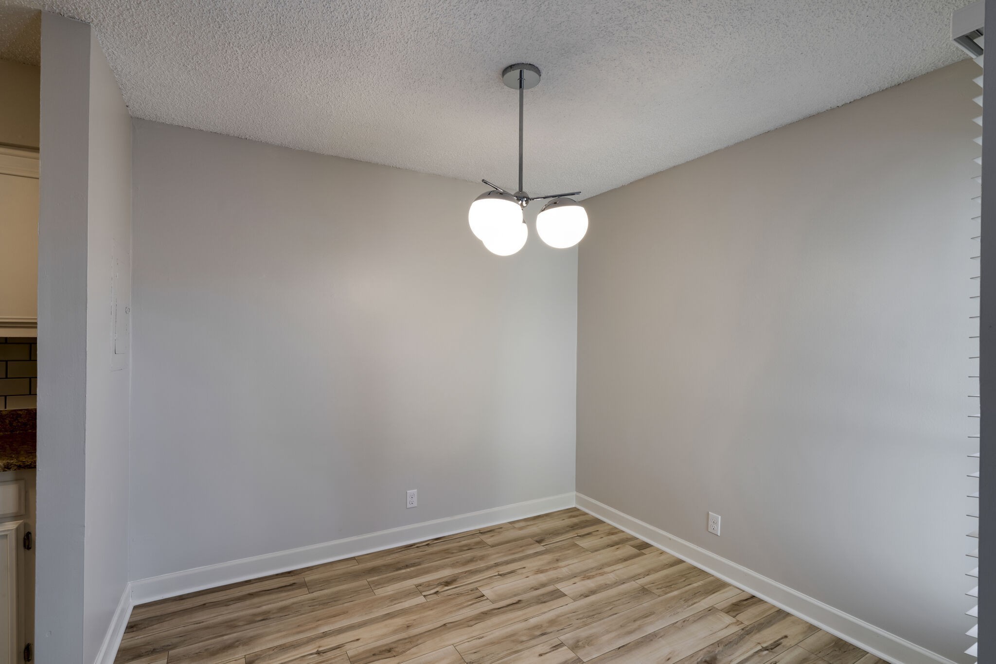 515 Basswood Ave Unit: 106