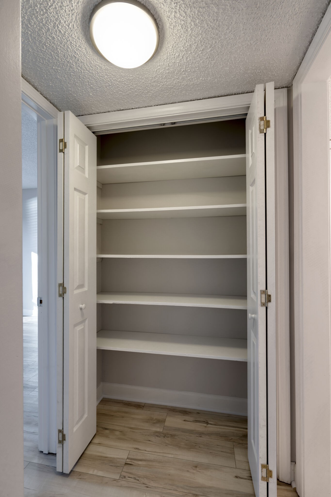 515 Basswood Ave Unit: 106