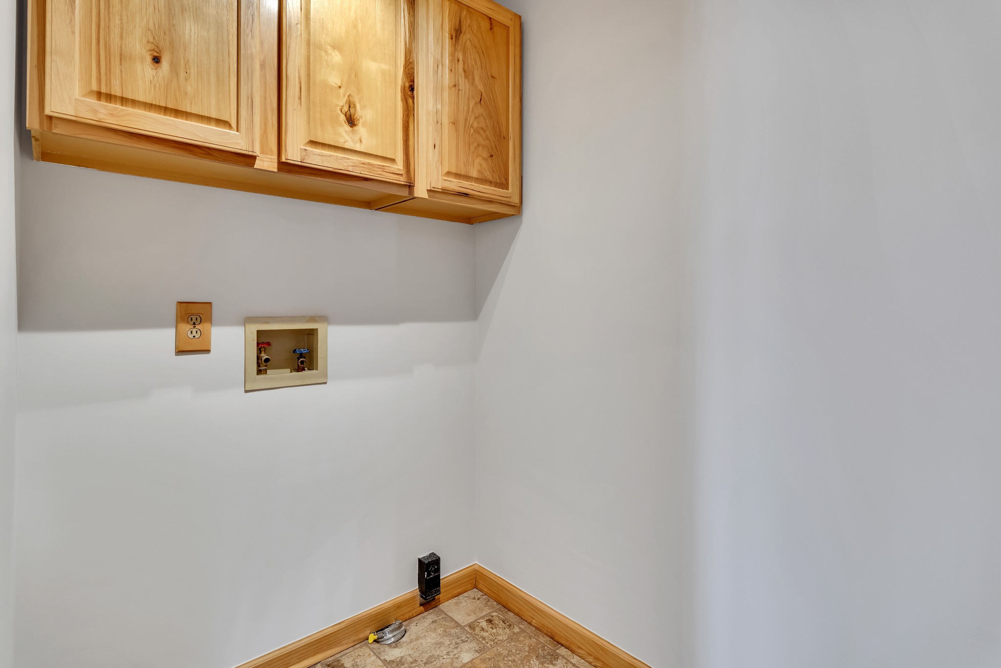 2828 Airwood Dr