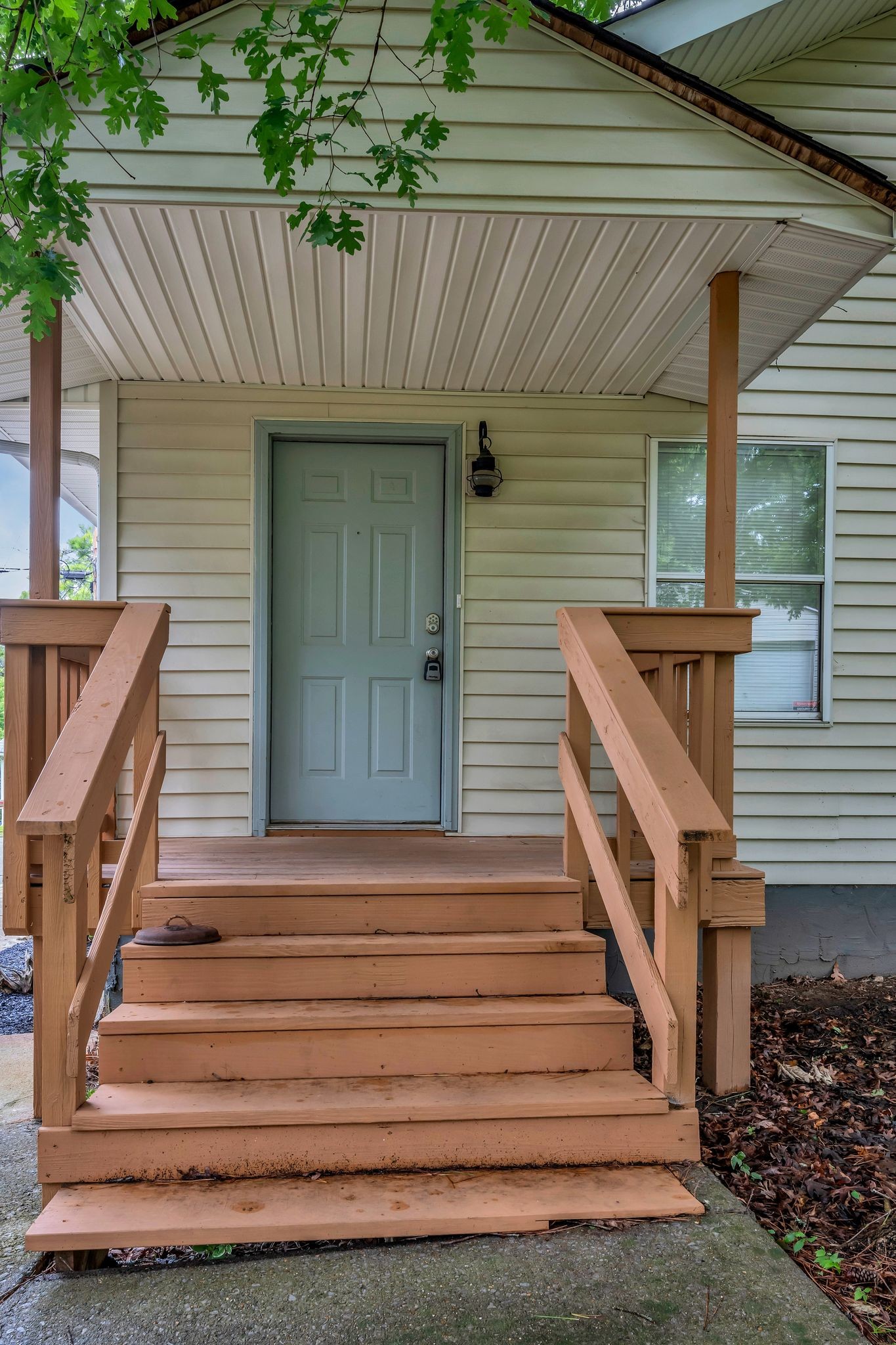 2828 Airwood Dr