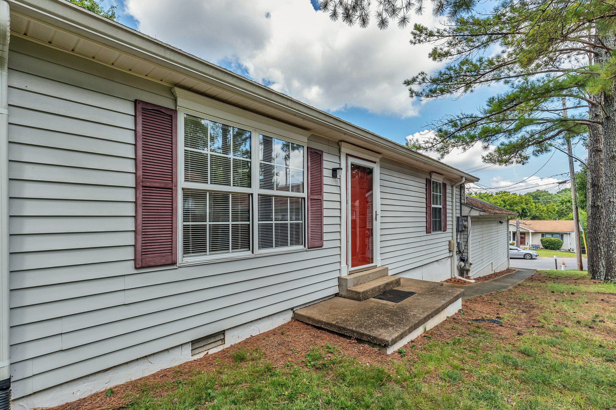 2820 Airwood Dr