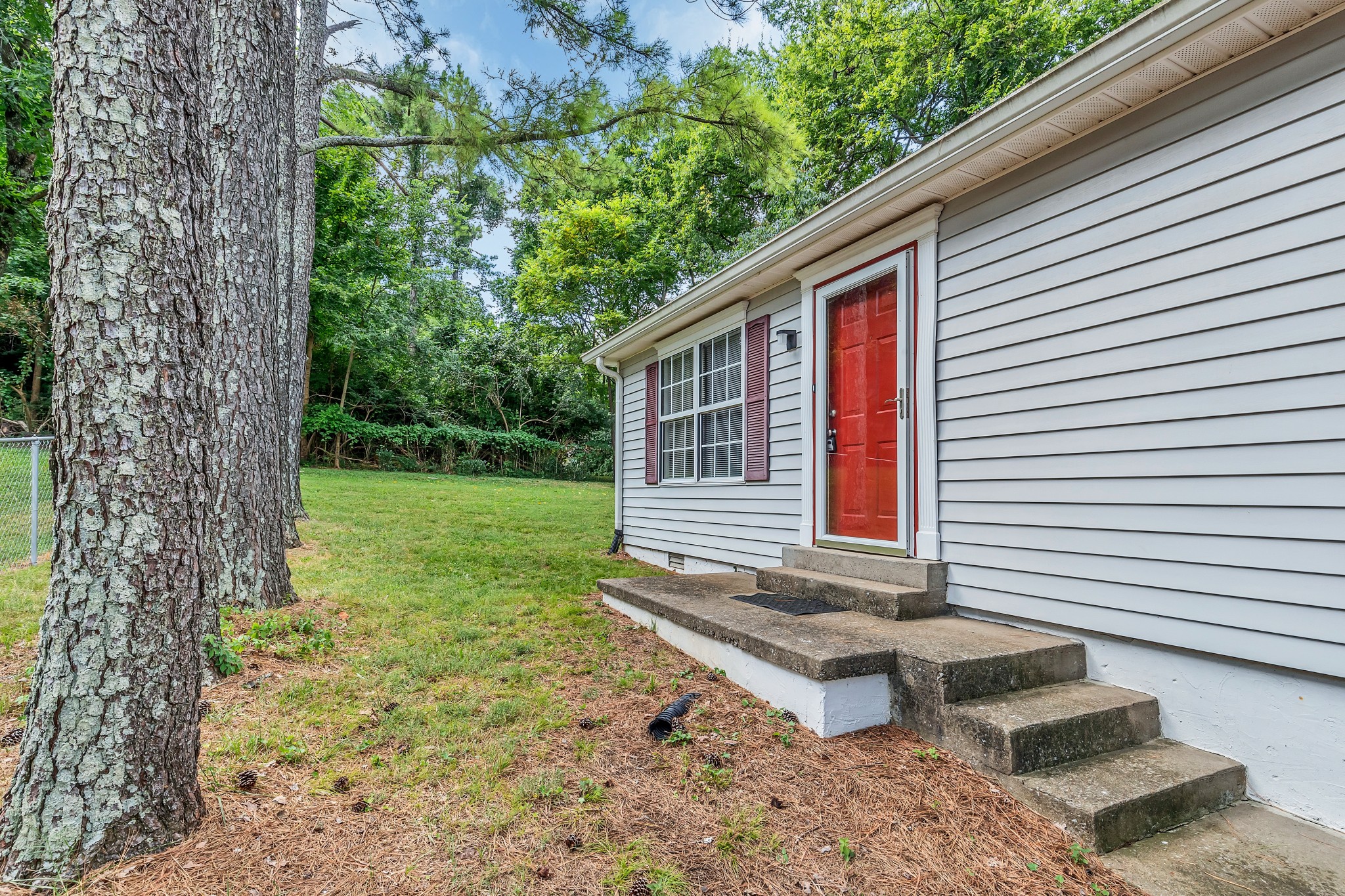2820 Airwood Dr
