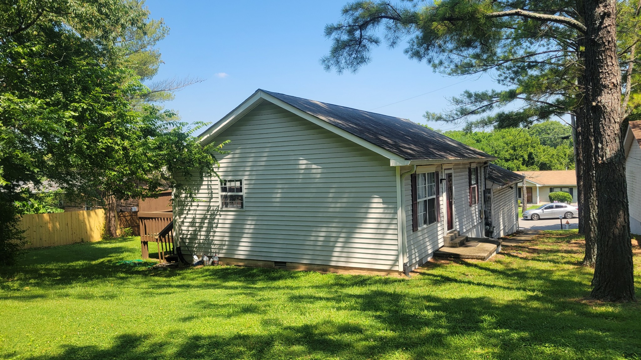 2820 Airwood Dr