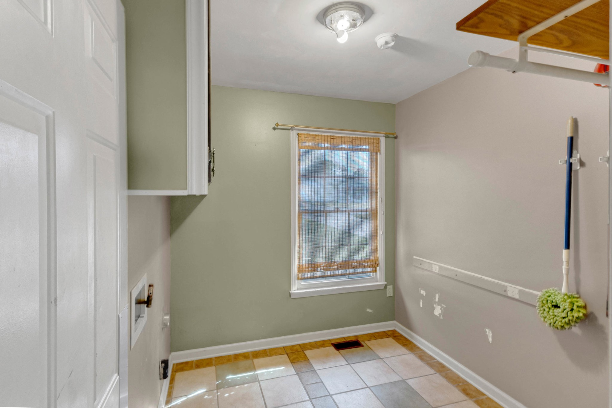 515 Crocus Ct