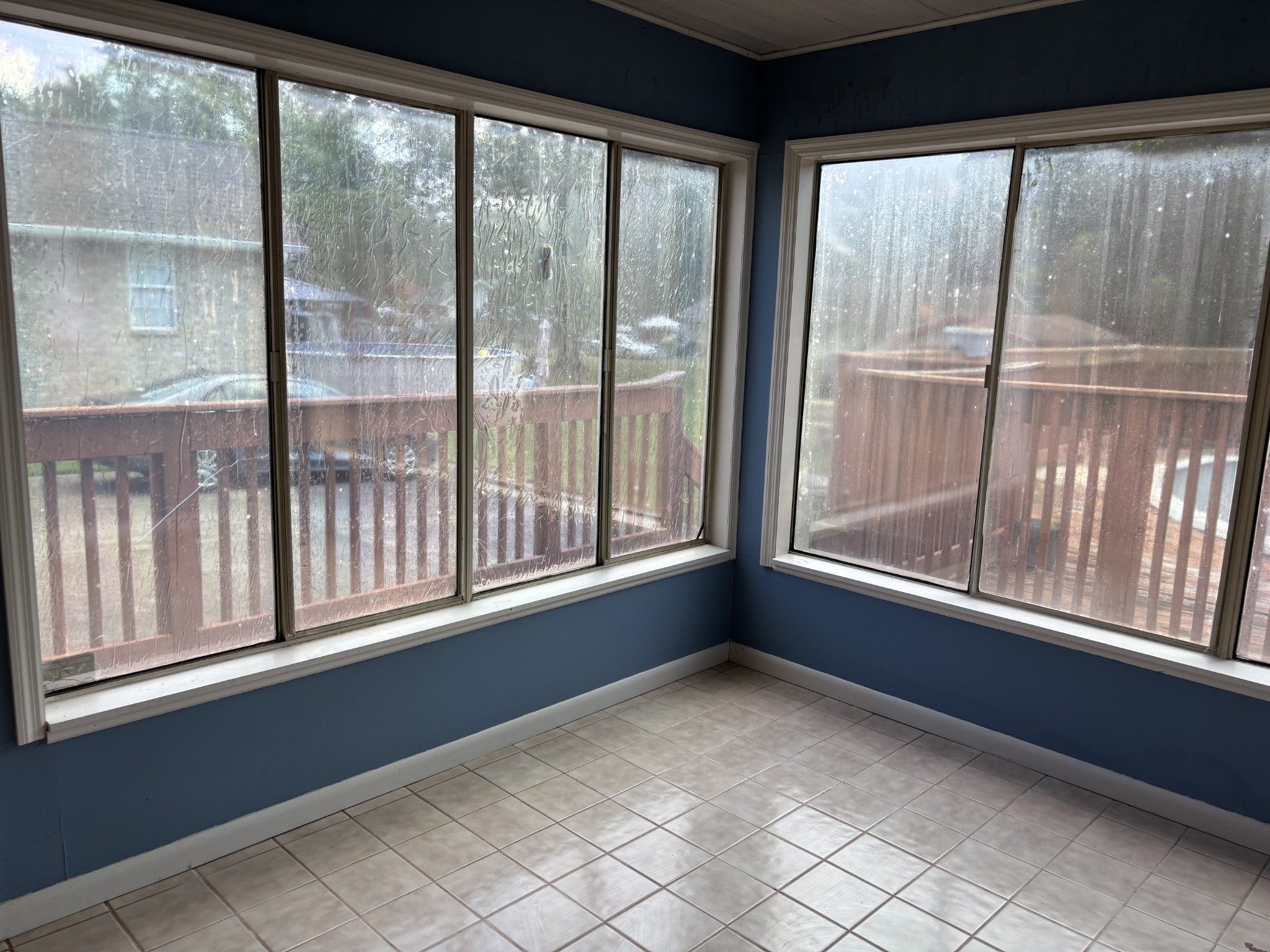 515 Crocus Ct