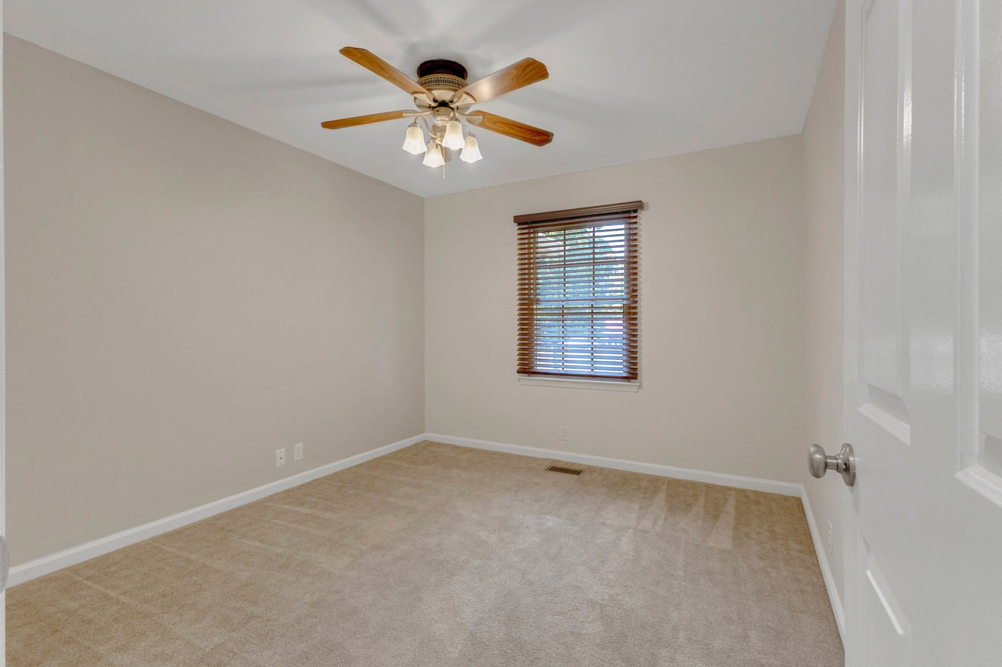 515 Crocus Ct
