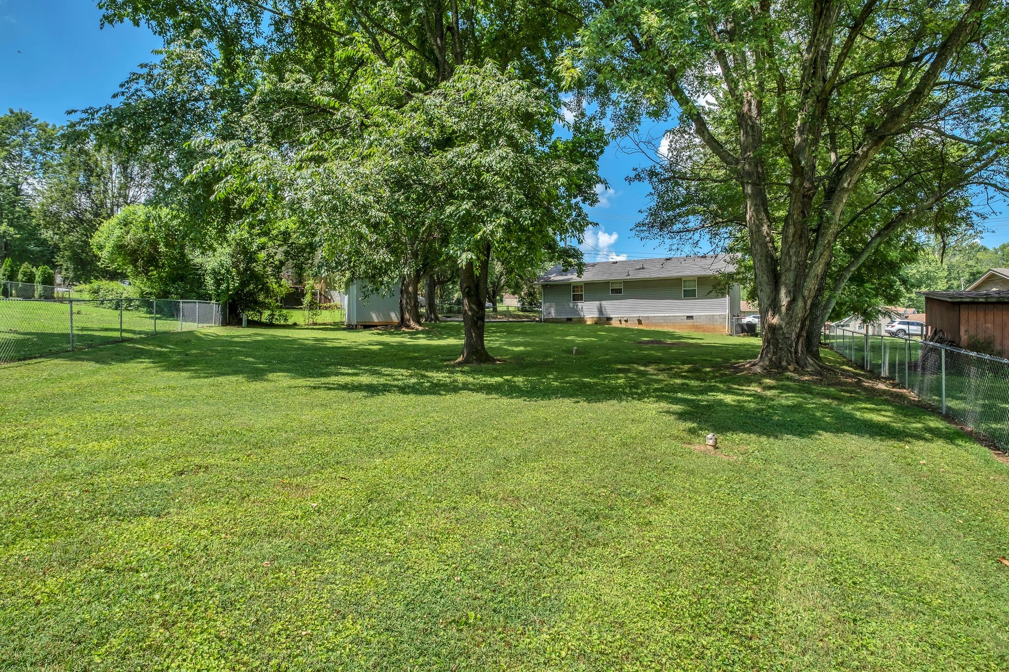 216 Fischer Dr