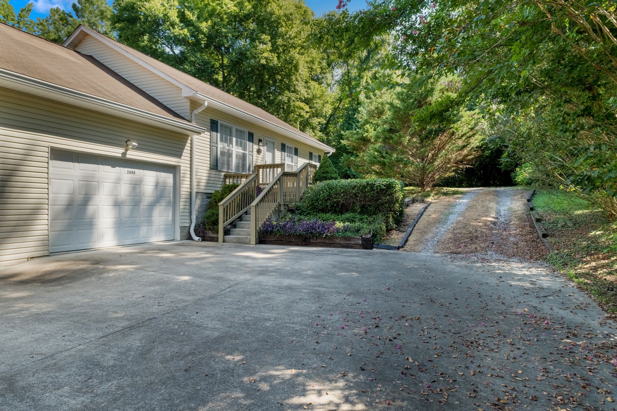 2644 Hibbitts Rd