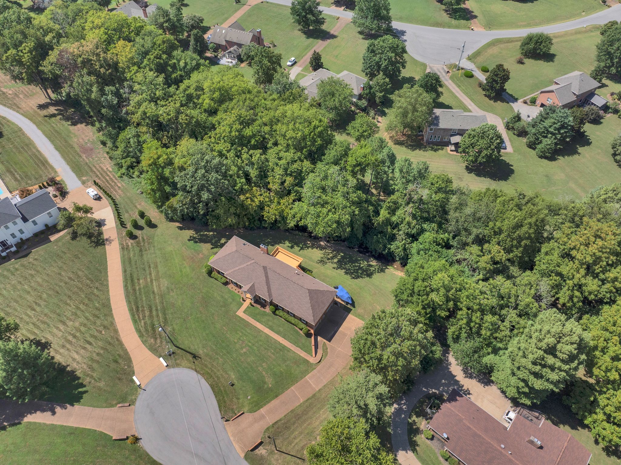 2204 Oakwood Ct