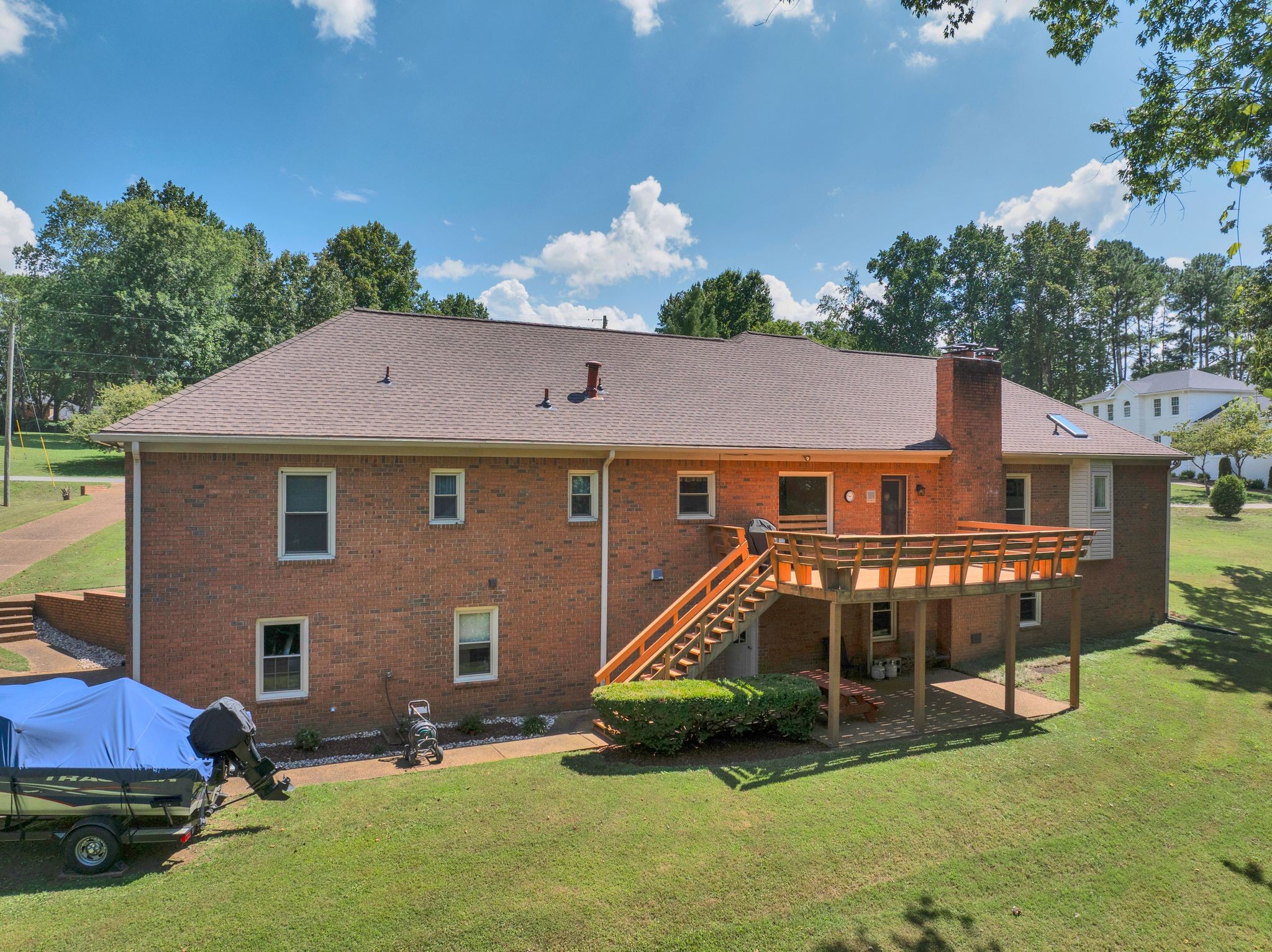 2204 Oakwood Ct