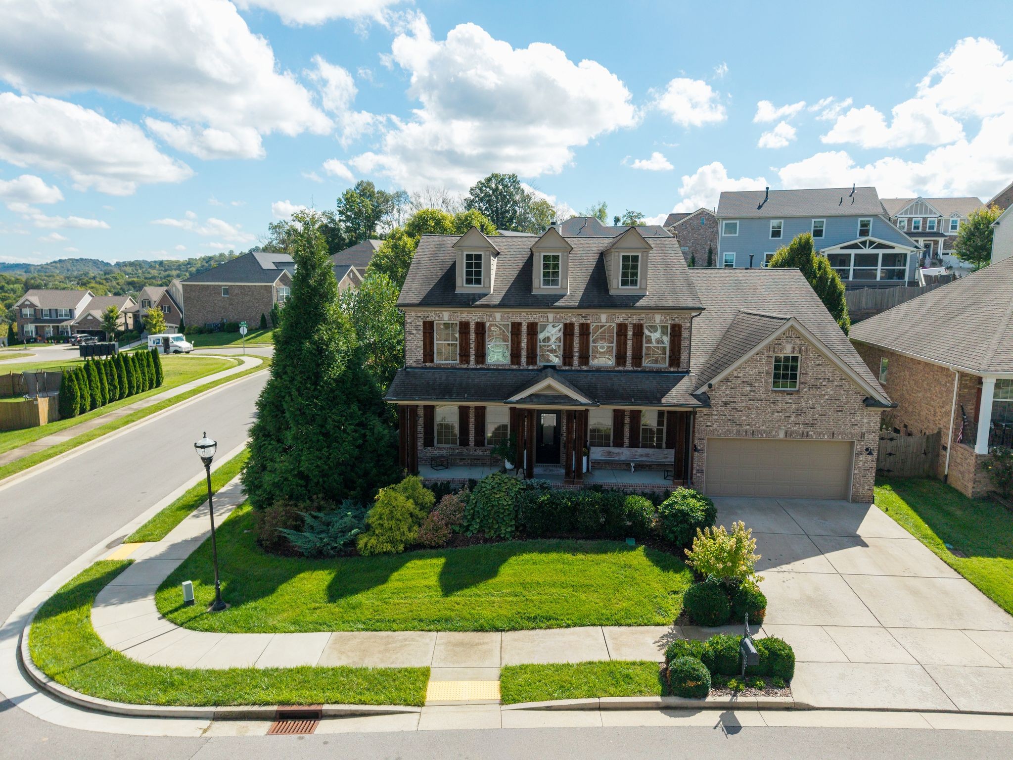 8525 Beautiful Valley Dr