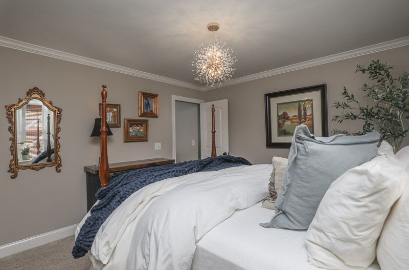 8525 Beautiful Valley Dr