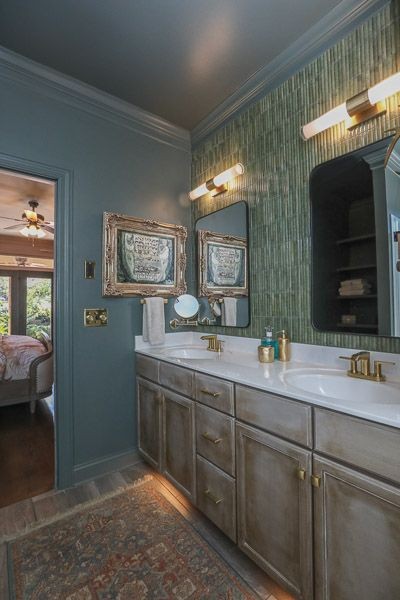 8525 Beautiful Valley Dr