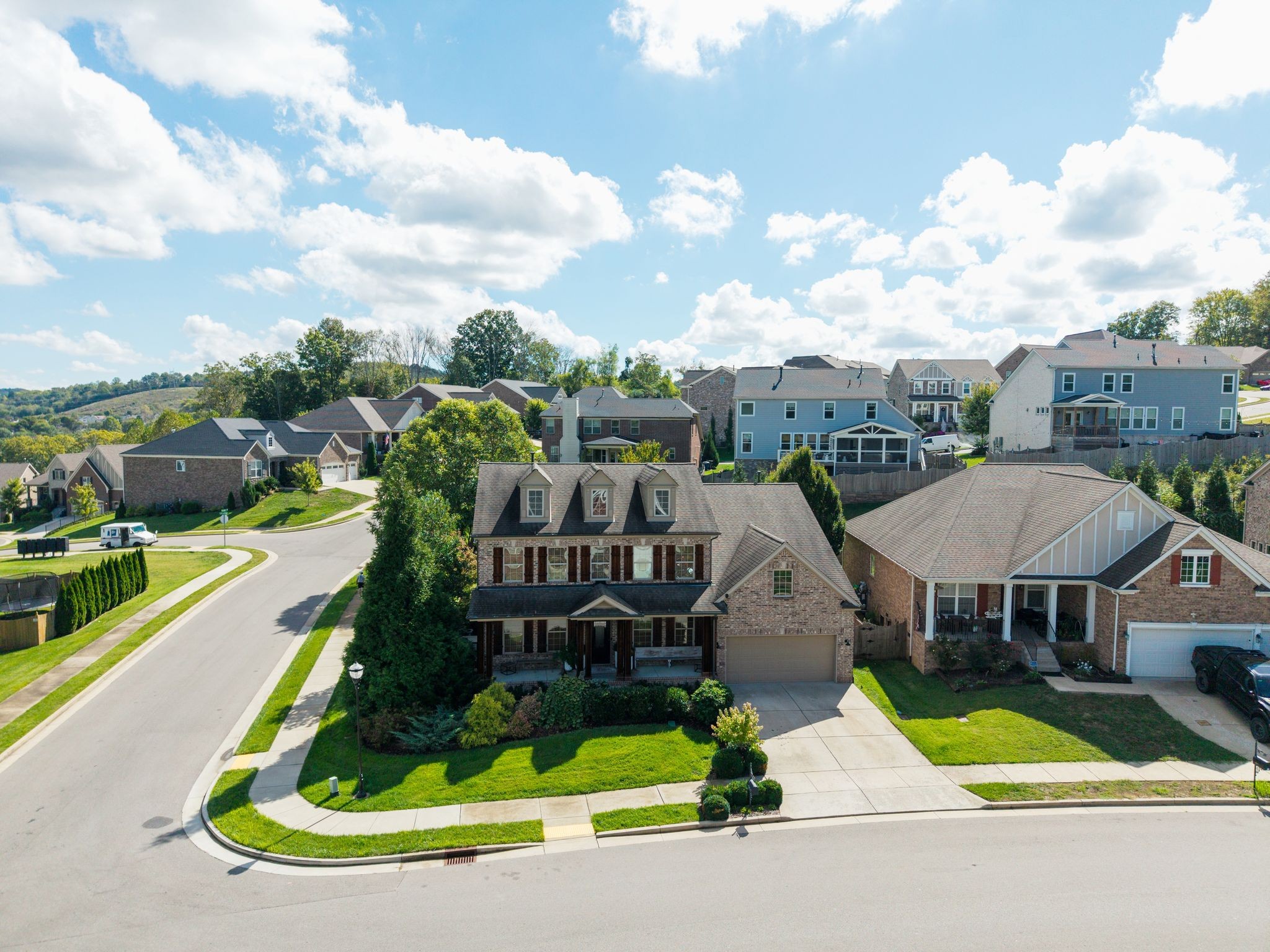 8525 Beautiful Valley Dr