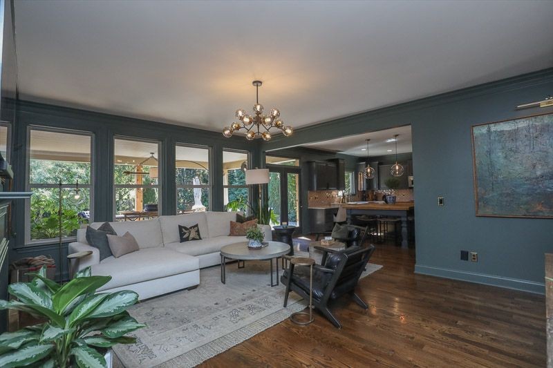 8525 Beautiful Valley Dr