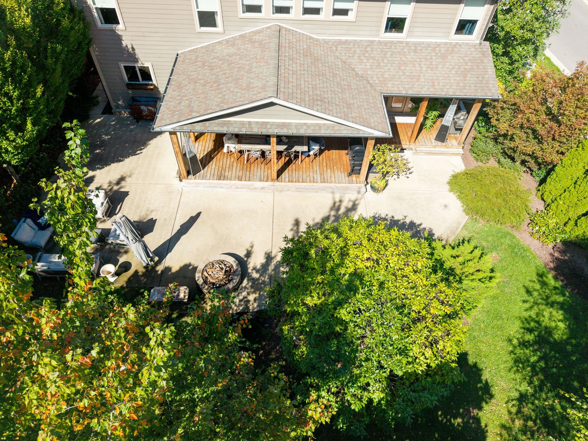 8525 Beautiful Valley Dr