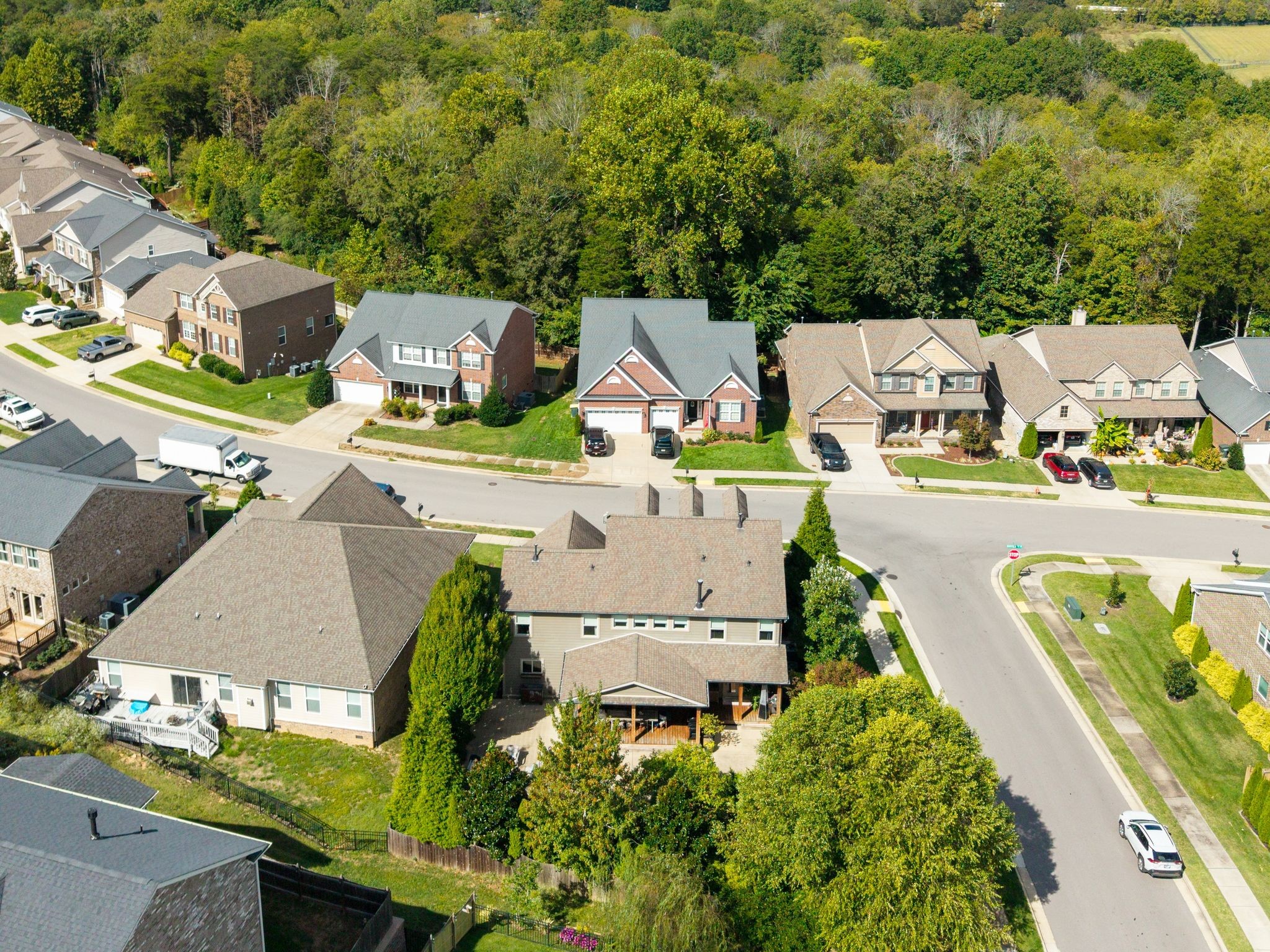 8525 Beautiful Valley Dr