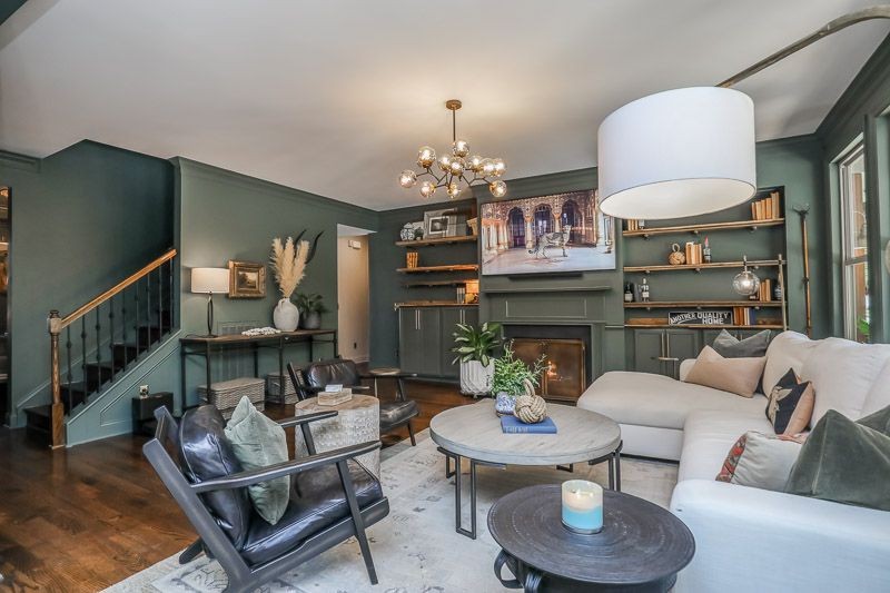 8525 Beautiful Valley Dr
