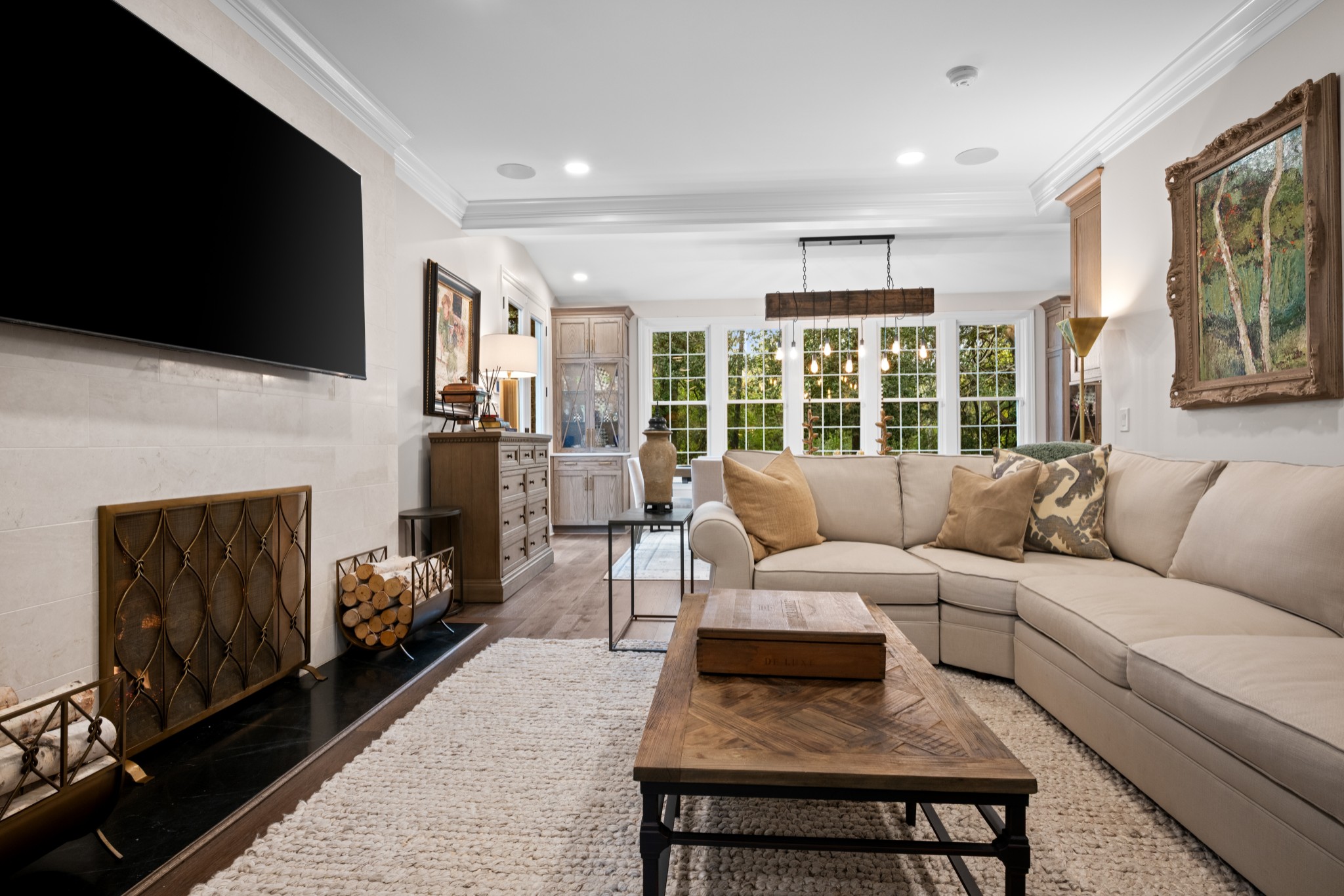 6326 Chickering Woods Dr