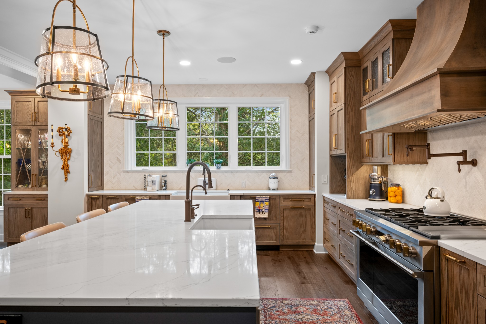 6326 Chickering Woods Dr