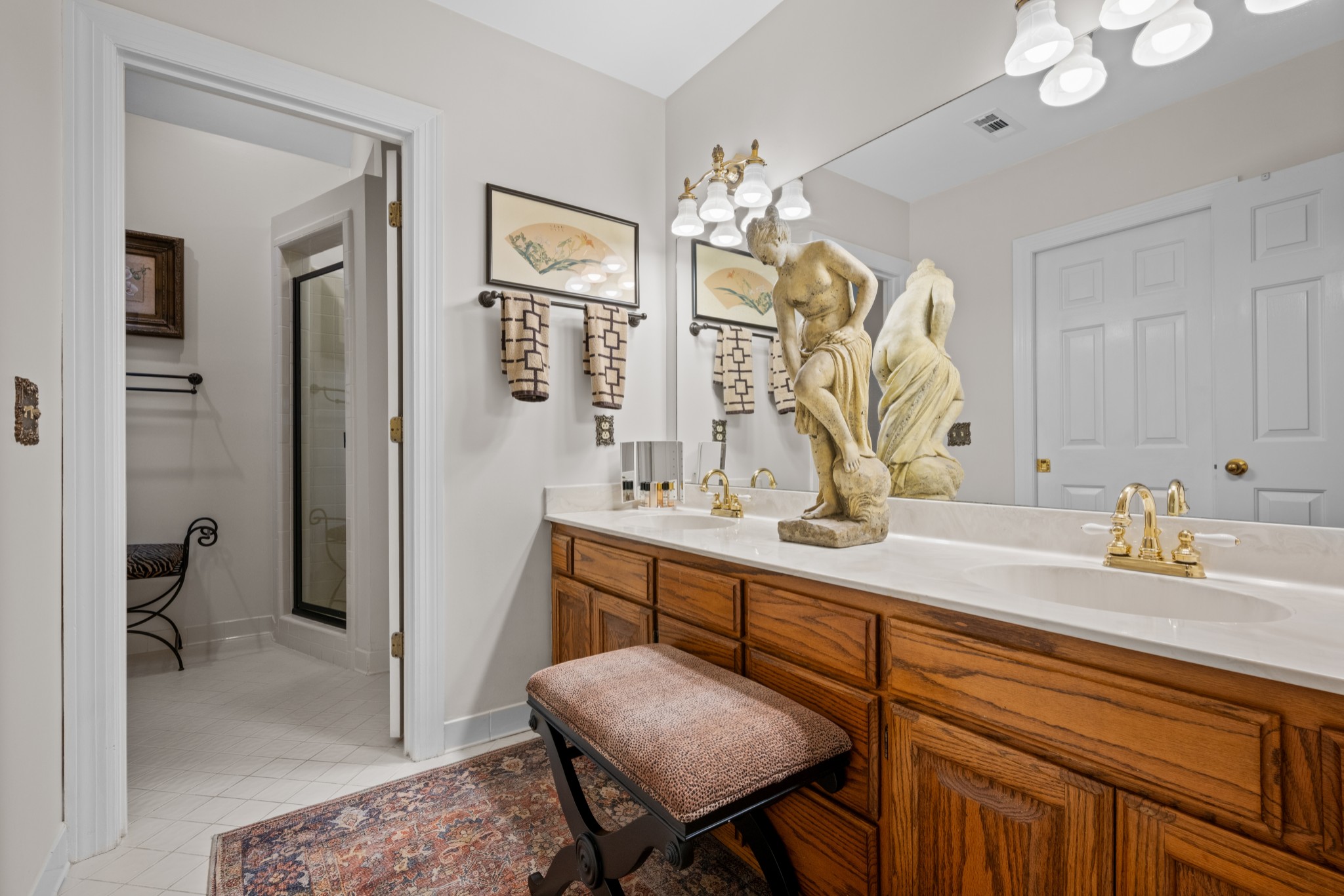 6326 Chickering Woods Dr