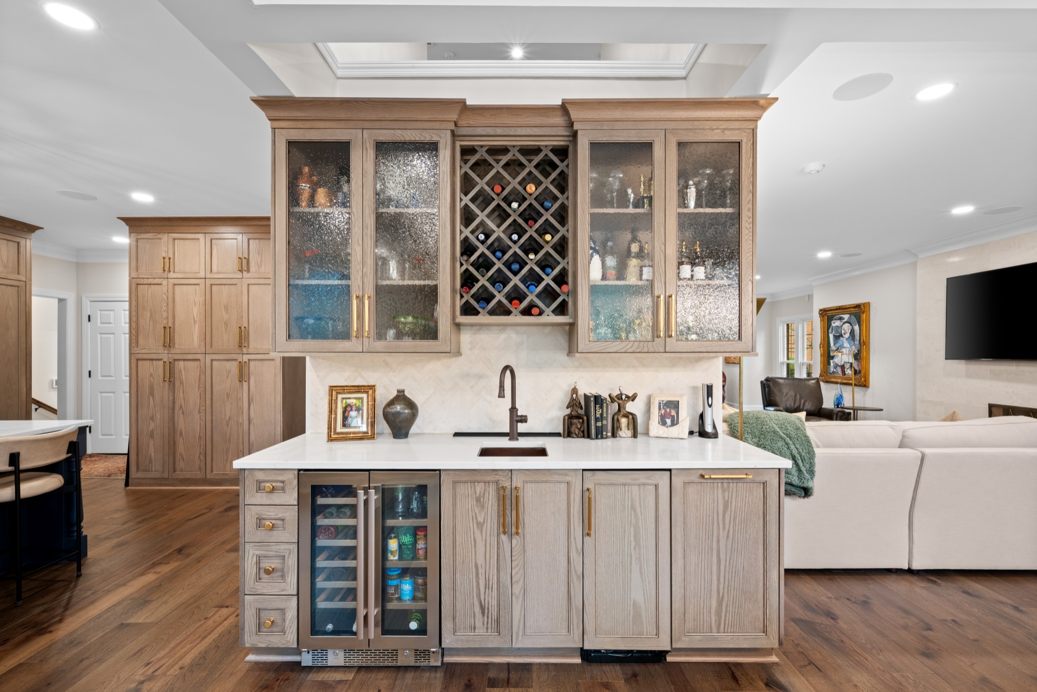 6326 Chickering Woods Dr