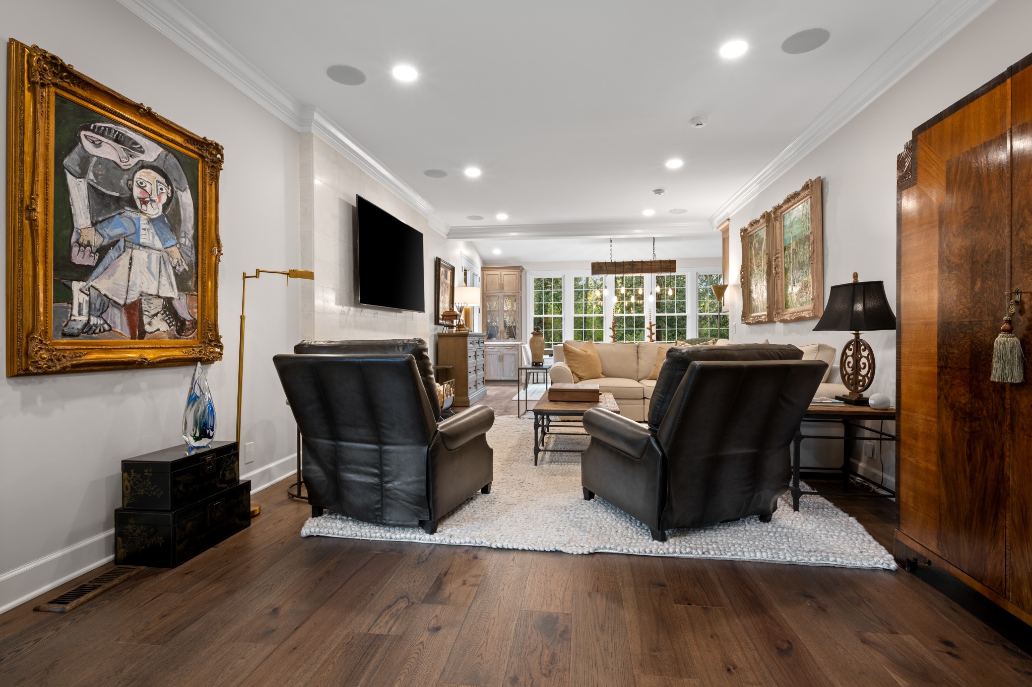 6326 Chickering Woods Dr