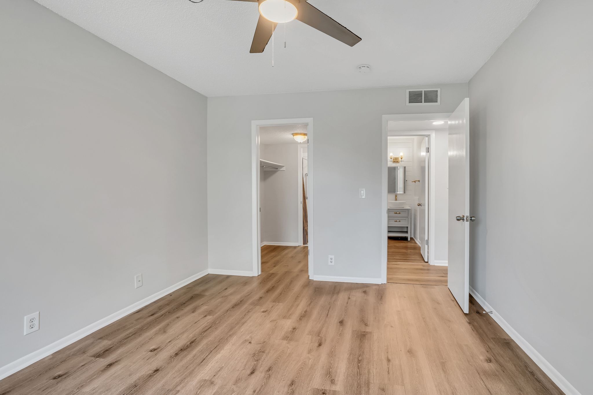 515 Basswood Ave Unit: 69