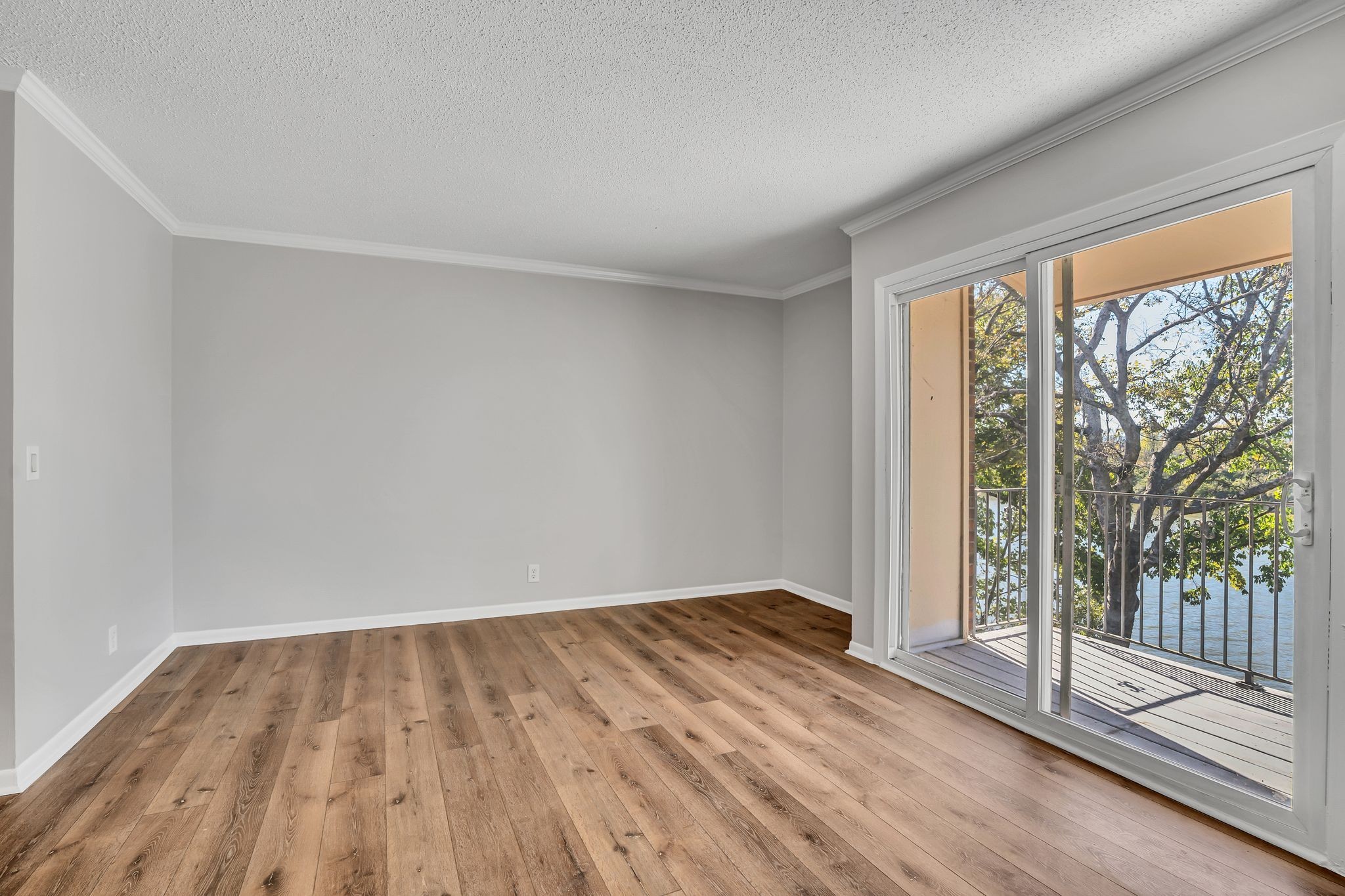515 Basswood Ave Unit: 69
