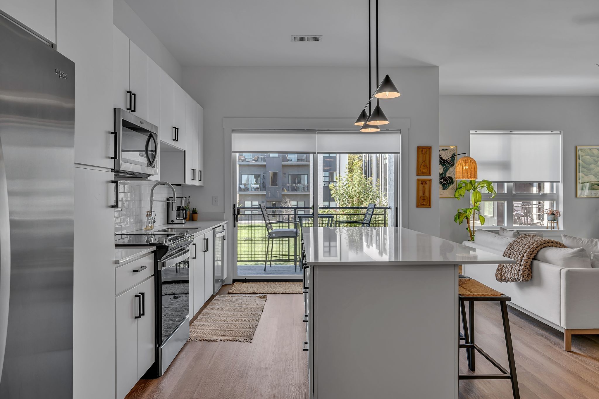 542 Southgate Ave Unit: 303