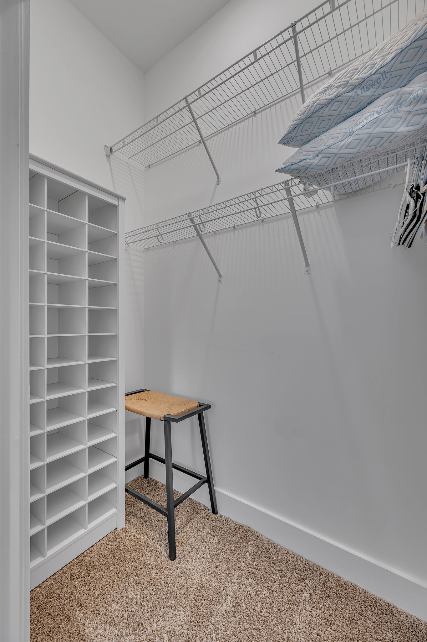 542 Southgate Ave Unit: 303