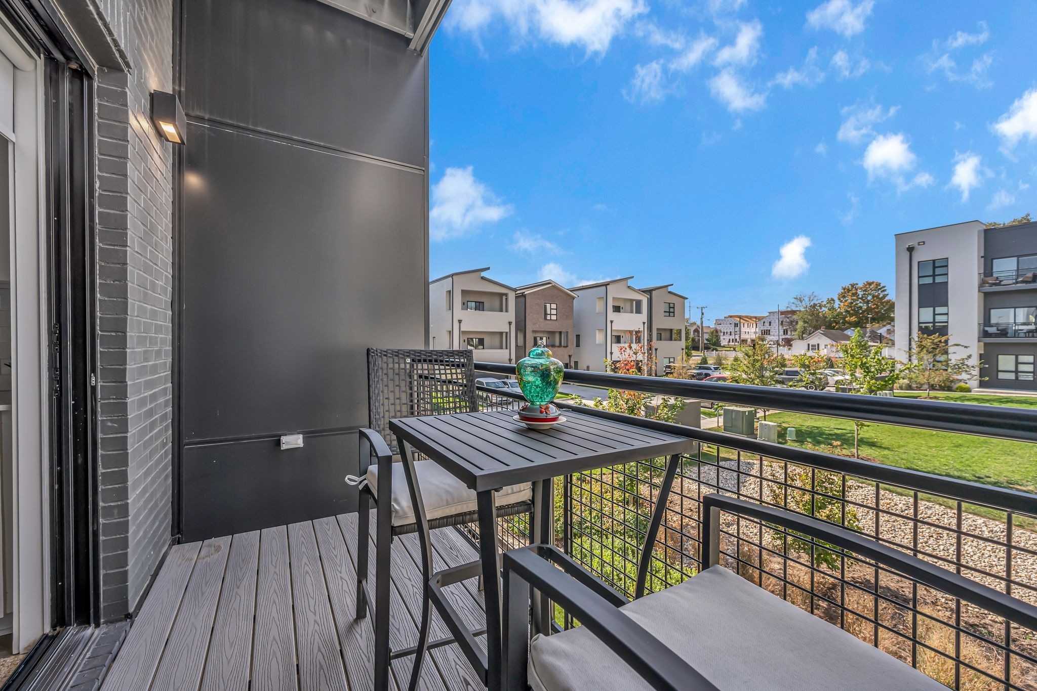 542 Southgate Ave Unit: 303