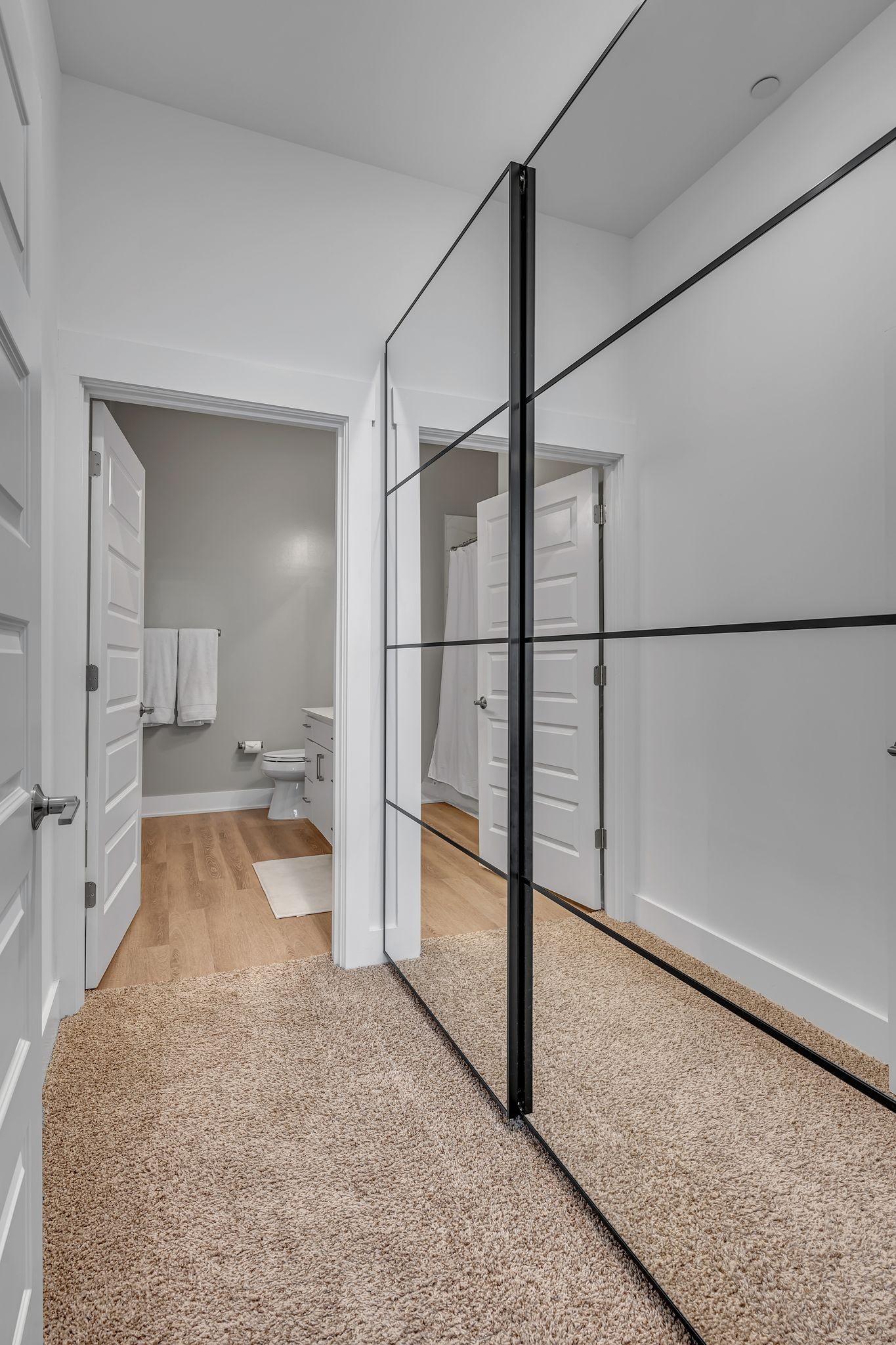 542 Southgate Ave Unit: 303