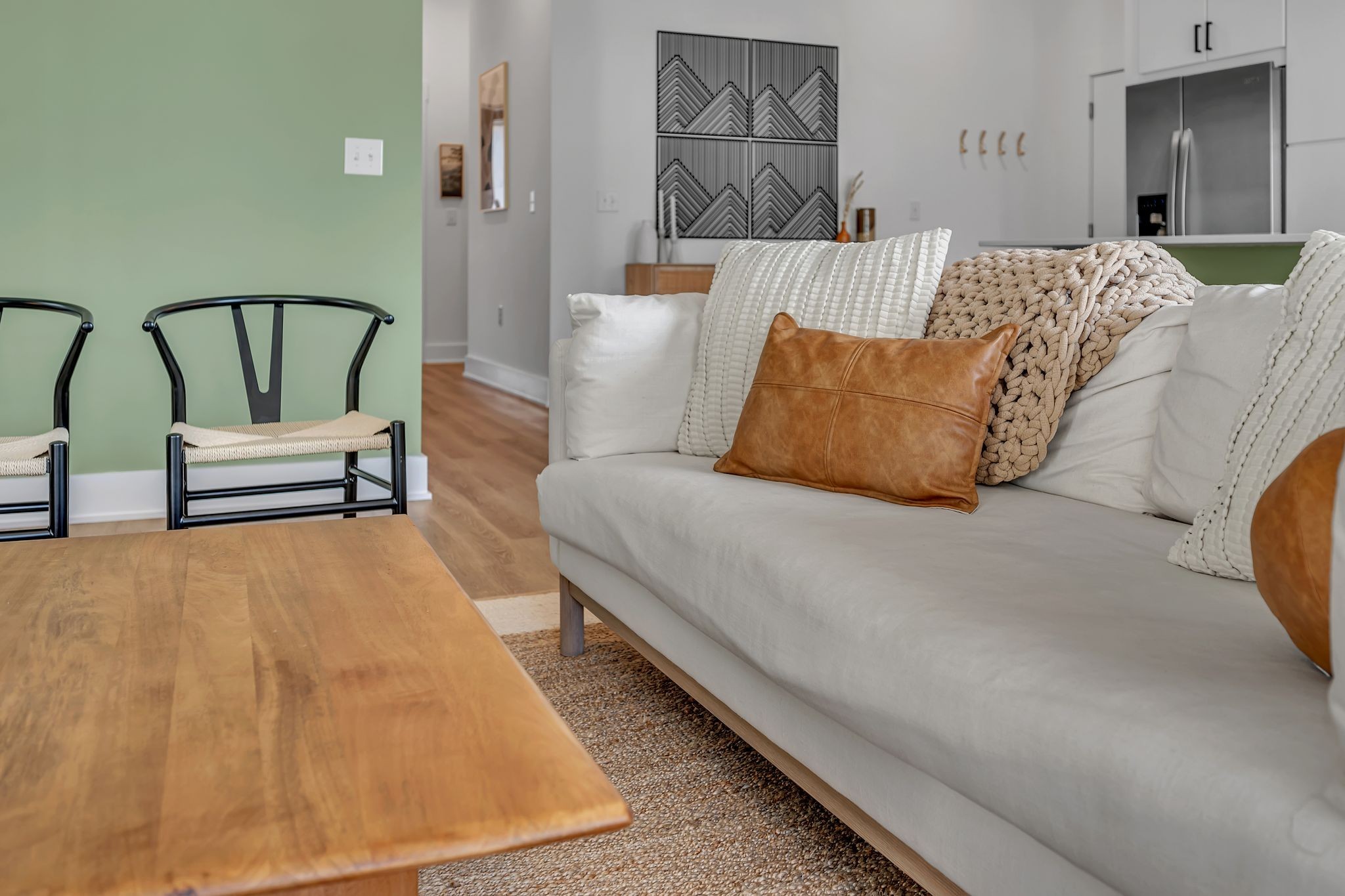 542 Southgate Ave Unit: 303