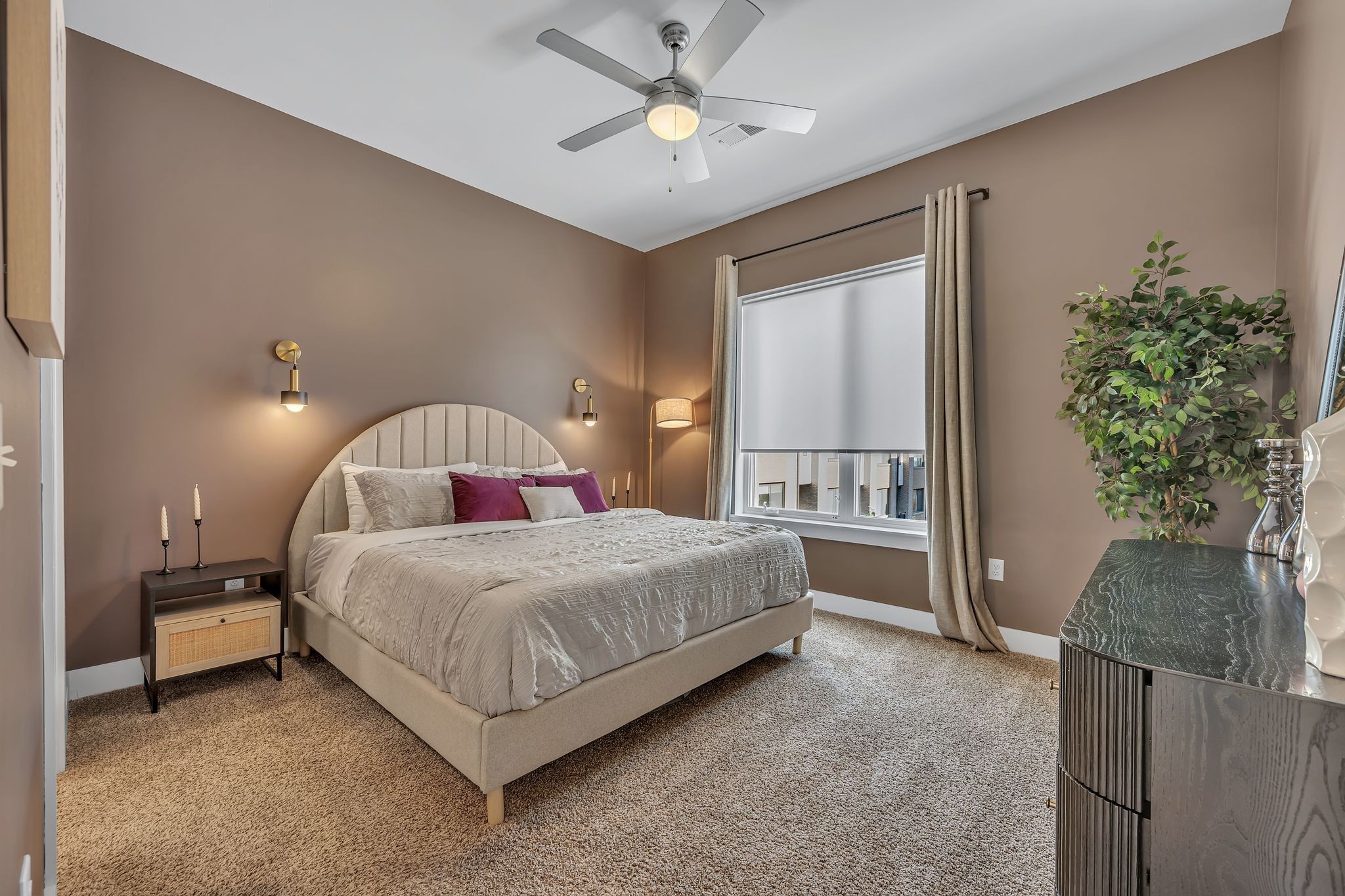 542 Southgate Ave Unit: 303