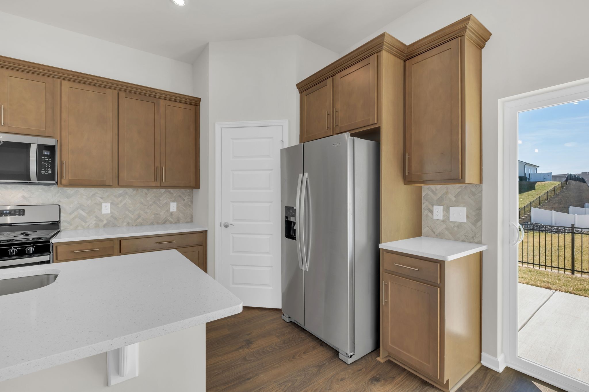 1353 Harmony Hill Ln