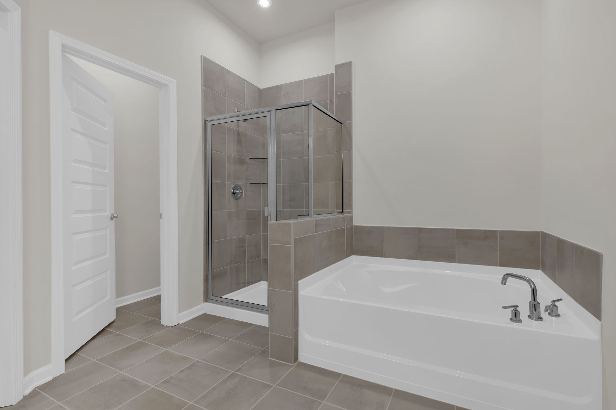 1353 Harmony Hill Ln