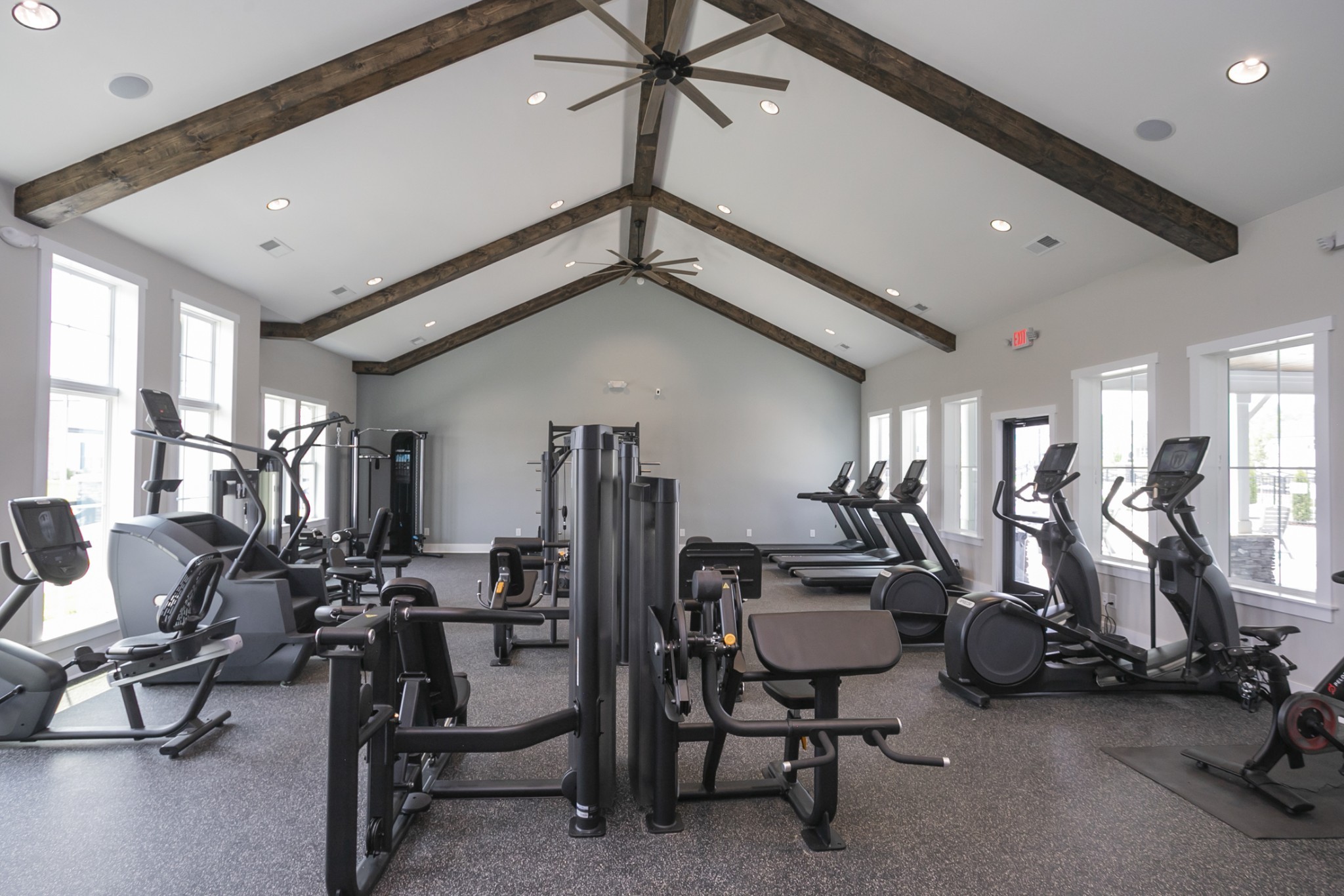 1353 Harmony Hill Ln