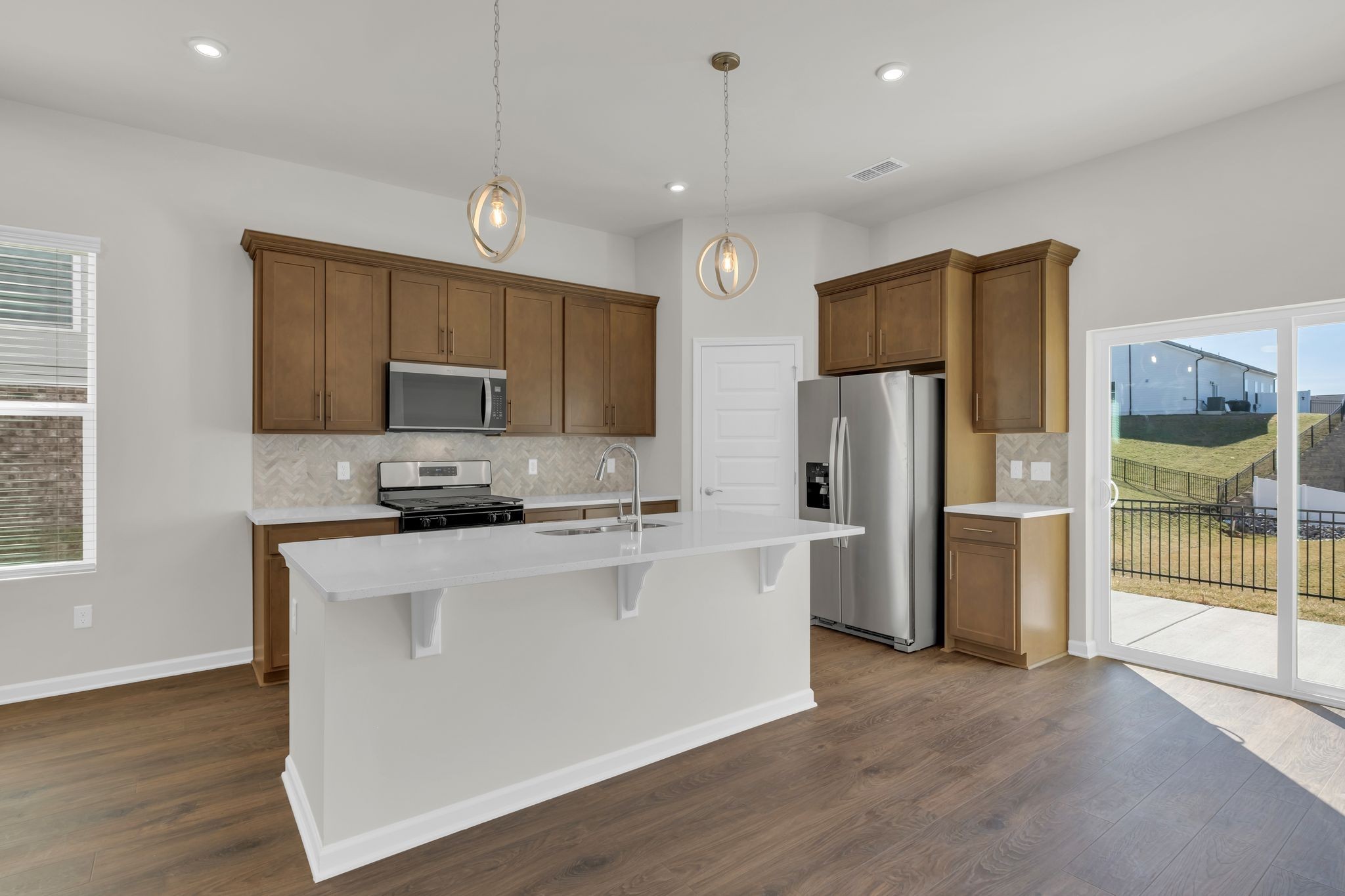 1353 Harmony Hill Ln