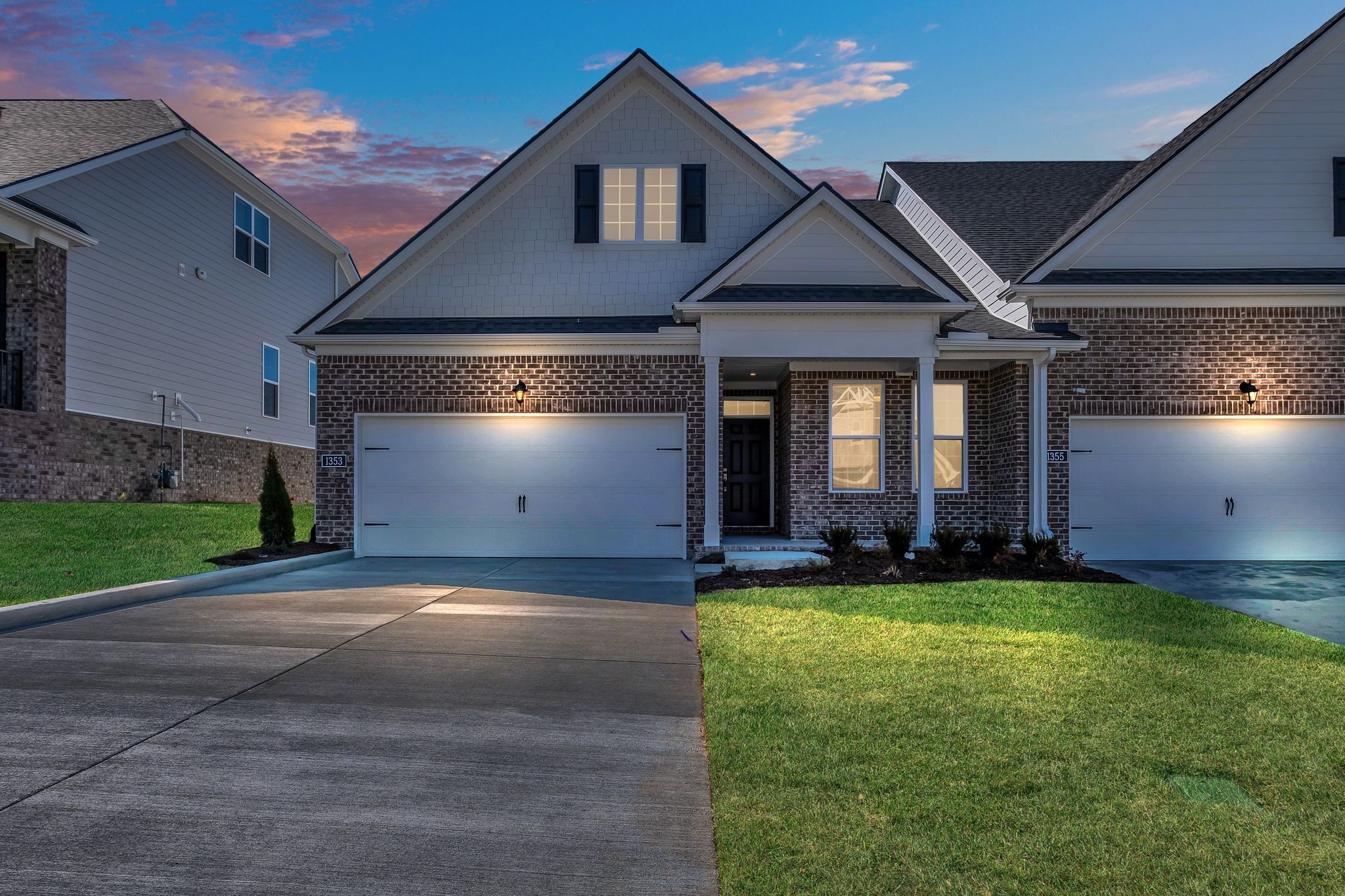 1353 Harmony Hill Ln