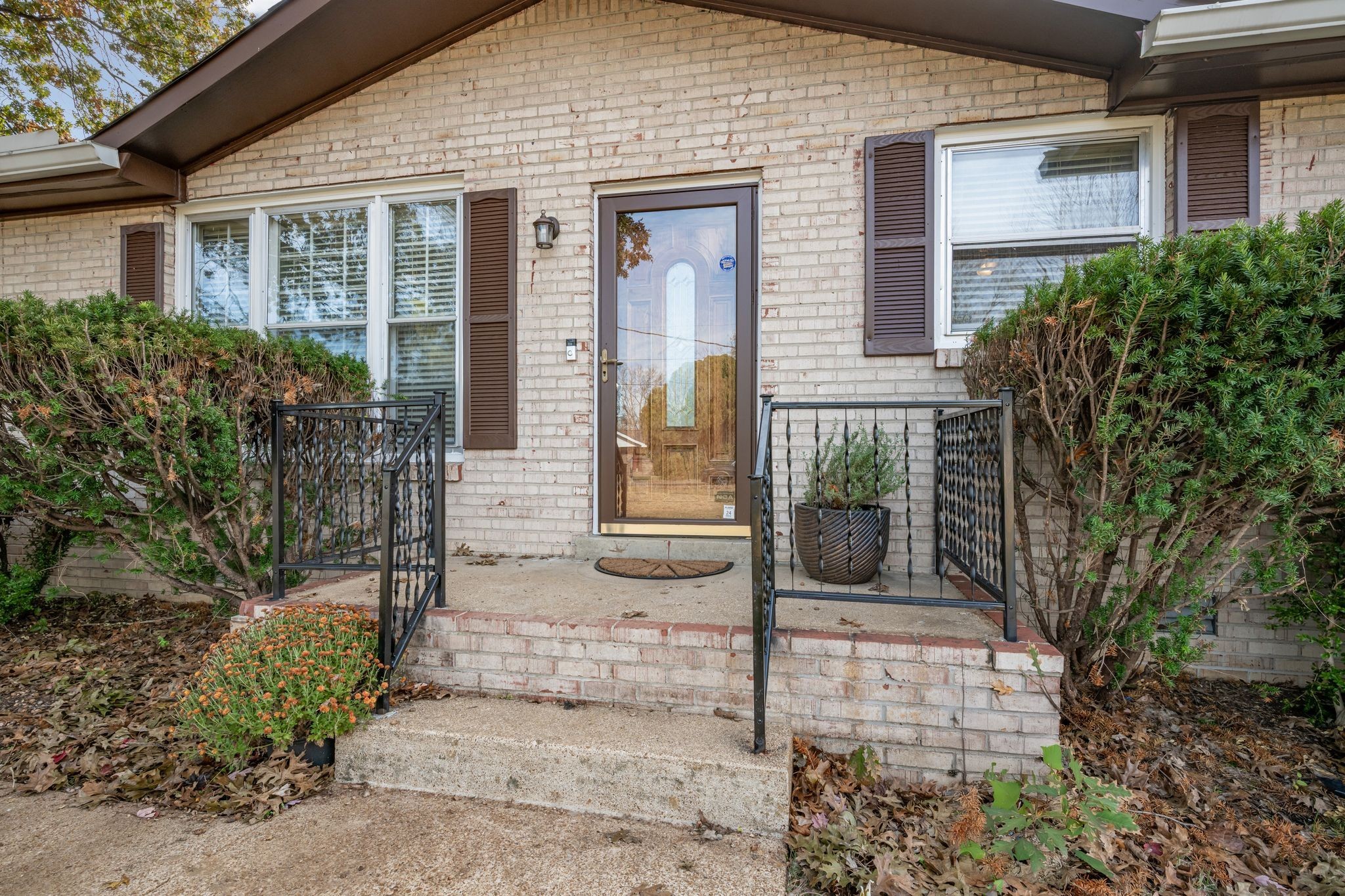 3107 Larkspur Dr