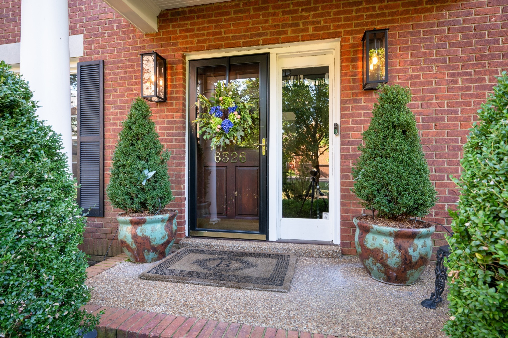 6326 Chickering Woods Dr