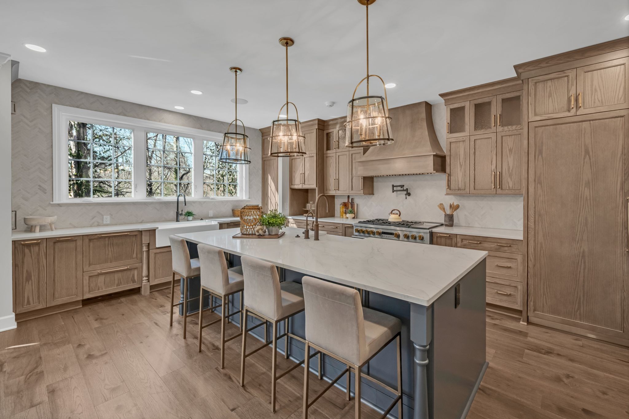 6326 Chickering Woods Dr